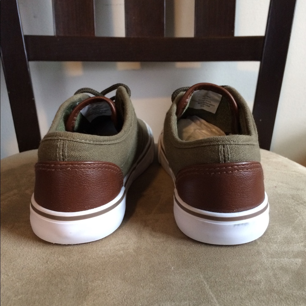 Big boy olive green dress shoes 3y - Picture 3 of 5